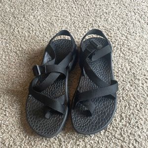Women black Chaco